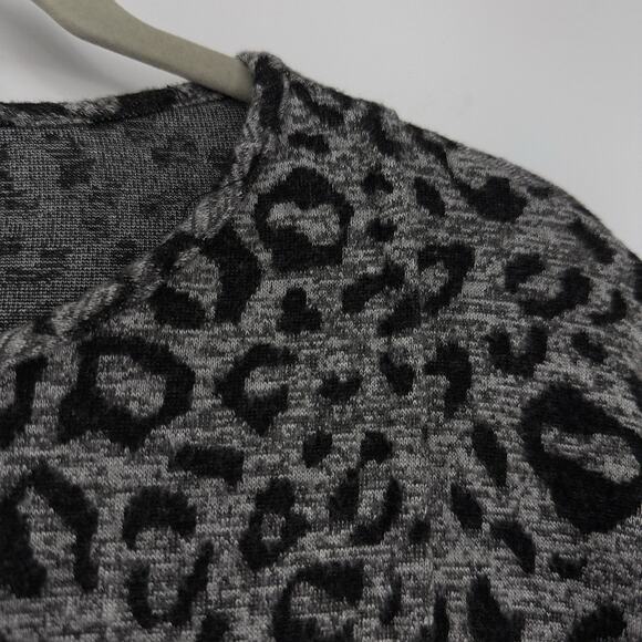 Joseph Ribkoff Asymmetrical Animal Pattern Knit Tunic Size 6 Long Sleeve Artsy - Picture 3 of 10